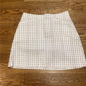 41 Hawthorn mini skirt. Size 8. Tan/gray/cream plaid